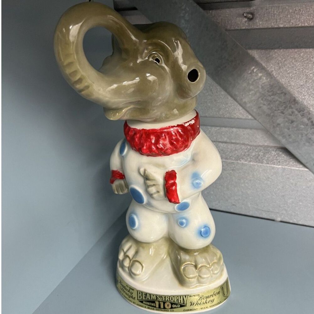 Jim Beam Elephant Republican 1968 Regal China Collector Decanter